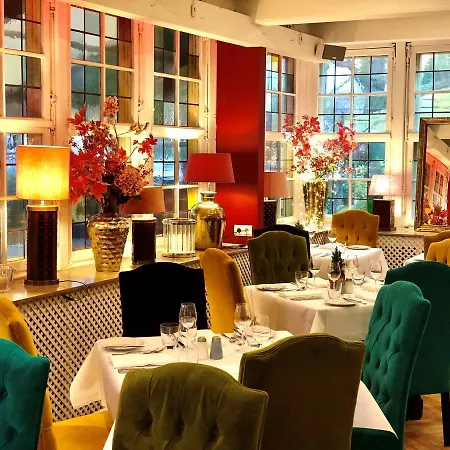 فندق Boutique Ashley's Garden 4*