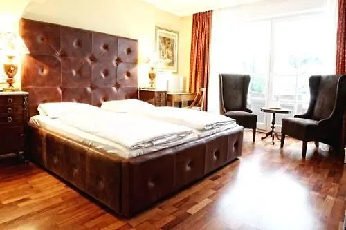 Ashley's Garden Hotel Dusseldorf