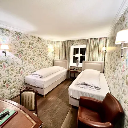 Ashley's Garden 4*