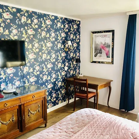 Hotel Ashley's Garden 4*