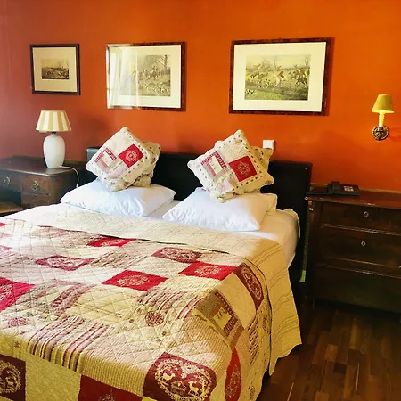 Ashley's Garden Hotel