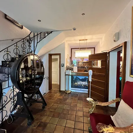 Hotel Ashley's Garden 4*