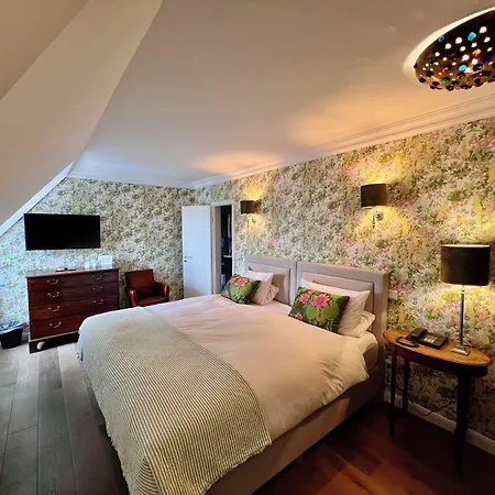 Ashley's Garden 4* Dusseldorf