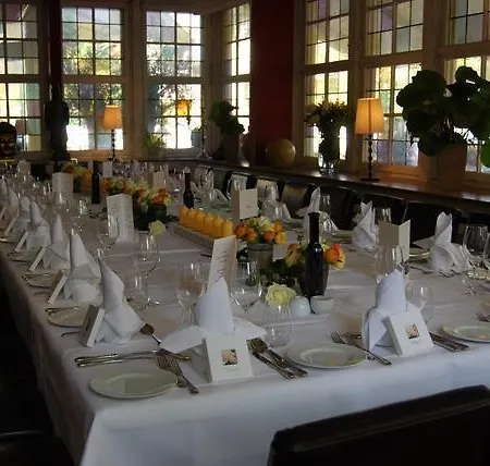 Ashley's Garden 4*