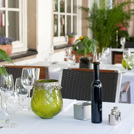 Hotel Ashley's Garden