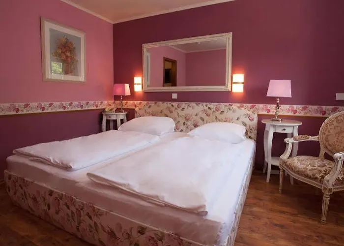 Hotell Ashley's Garden 4*