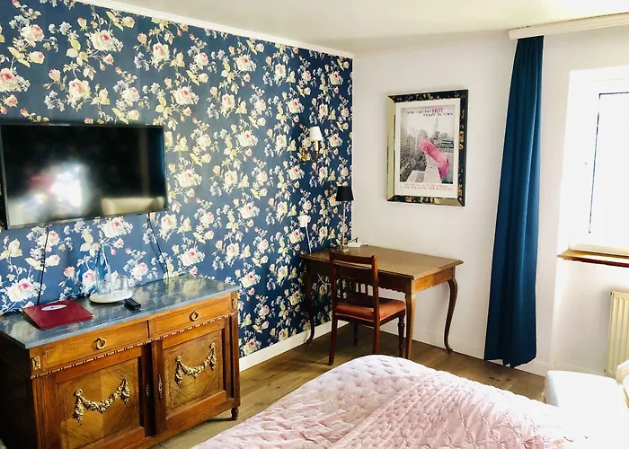 Hotel Ashley's Garden 4*