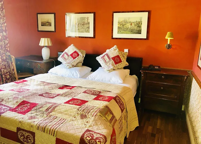 Ashley's Garden Hotel