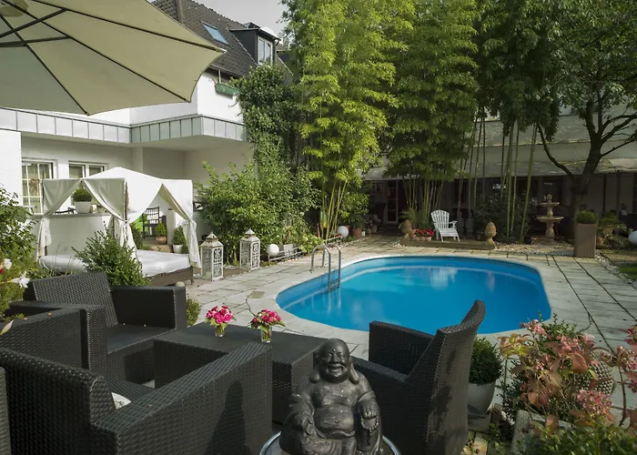 Hotell Ashley's Garden 4*