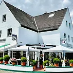 Otel Ashley's Garden 4*
