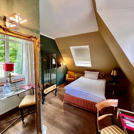 Ashley's Garden 4* Düsseldorf