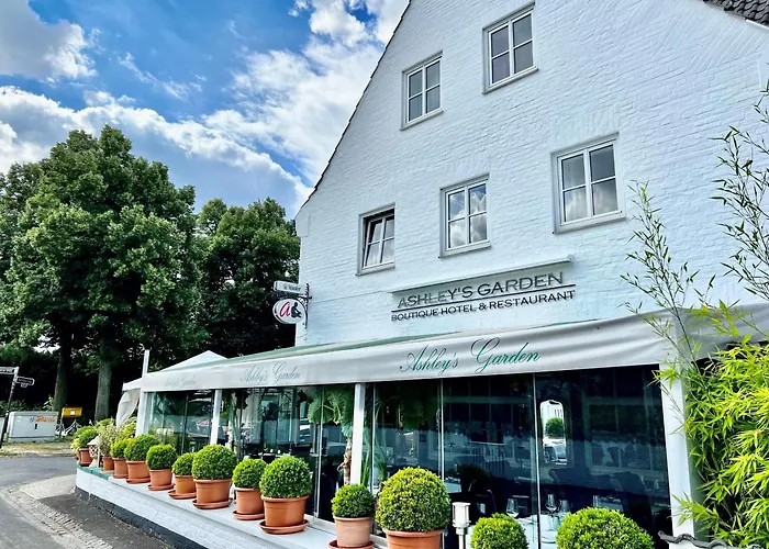 埃什里花园酒店 酒店