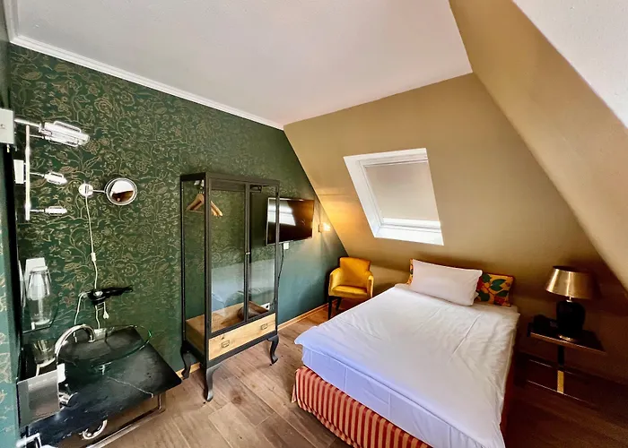 埃什里花园酒店